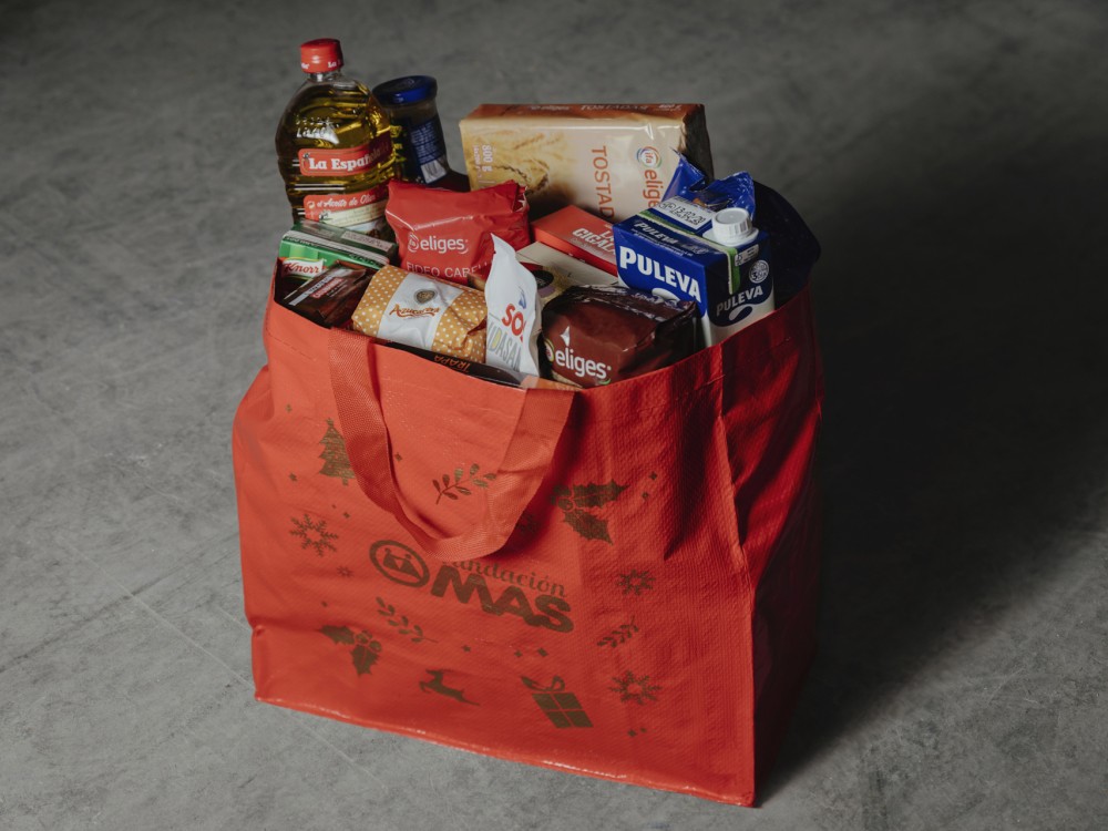 El Ateneo Social y Castrense colabora con SOS Ángel de la Guarda