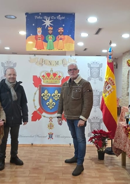 Cholatada de la Hermandad Monárquica en Sevilla